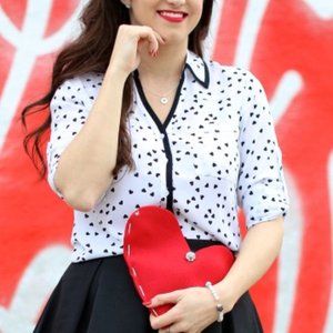 EXPRESS Black and White Heart Portofino Button-Up Shirt